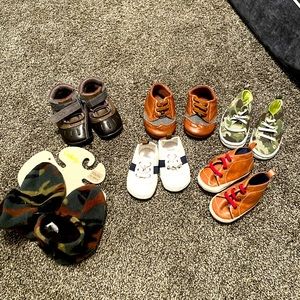 Lot of infant boy shoes (5 shoes, 1 slippers)